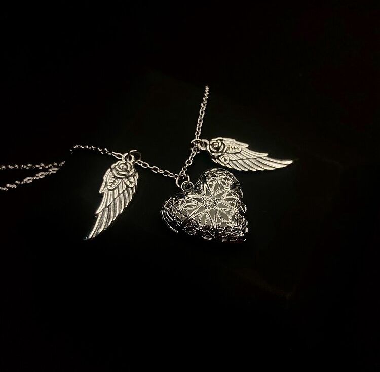 Iron Heart Kolye