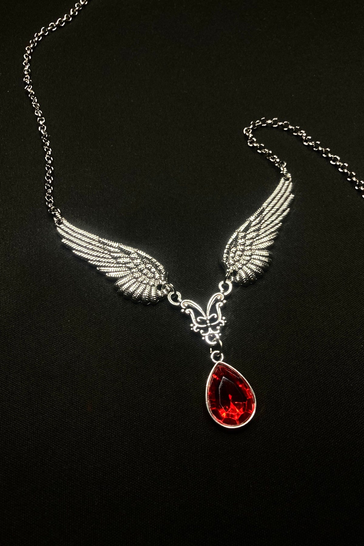 Dark Seraph Kolye