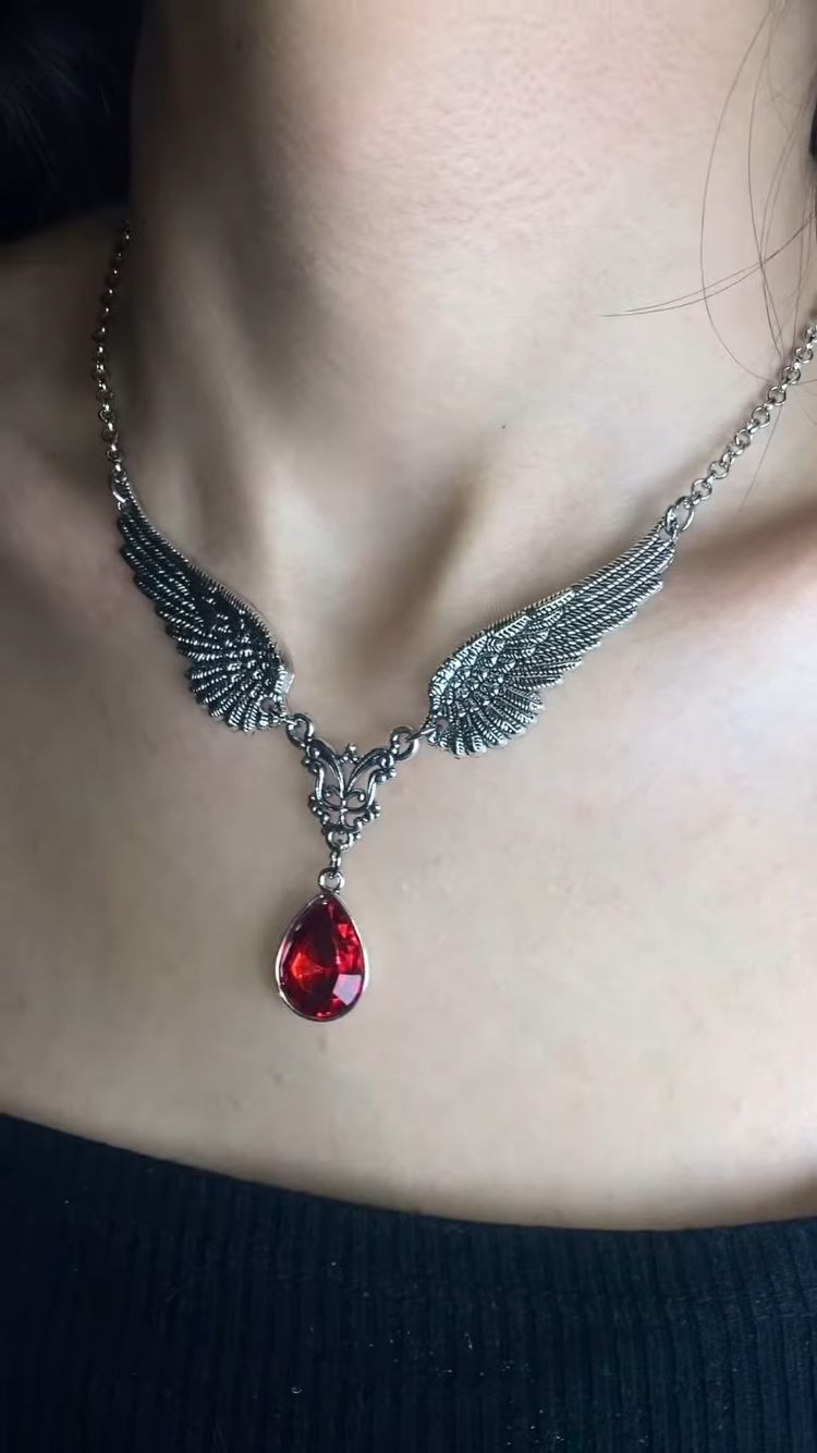 Dark Seraph Kolye