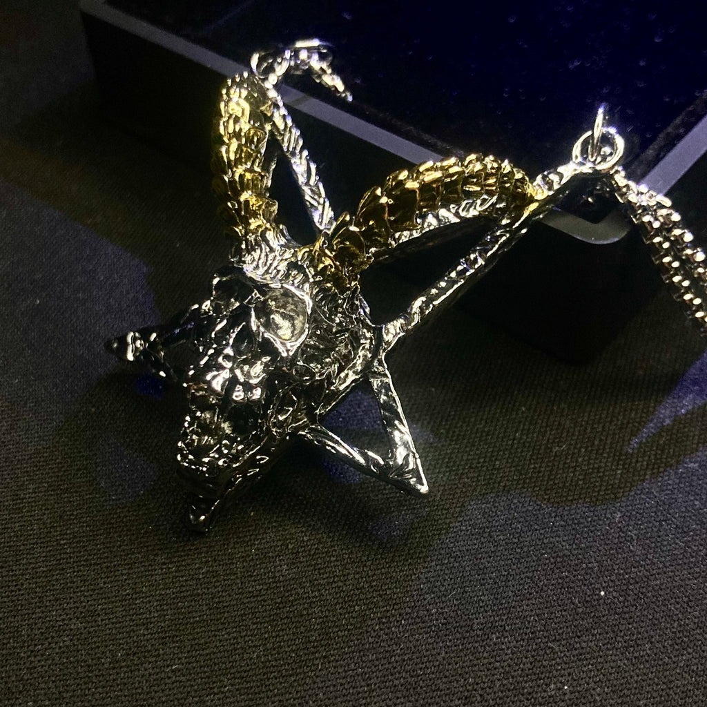 Skullbite Kolye